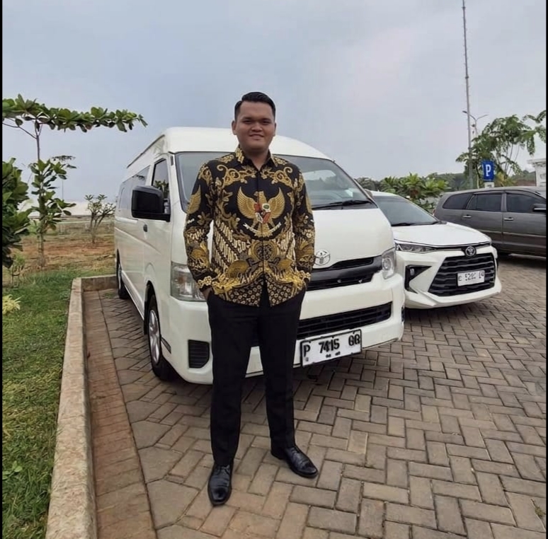 Rental HiAce Commuter Pekalongan